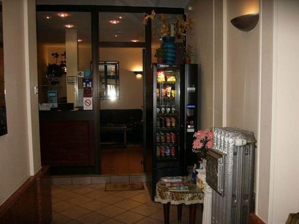 Hipotel Paris Voltaire Bastille Екстериор снимка