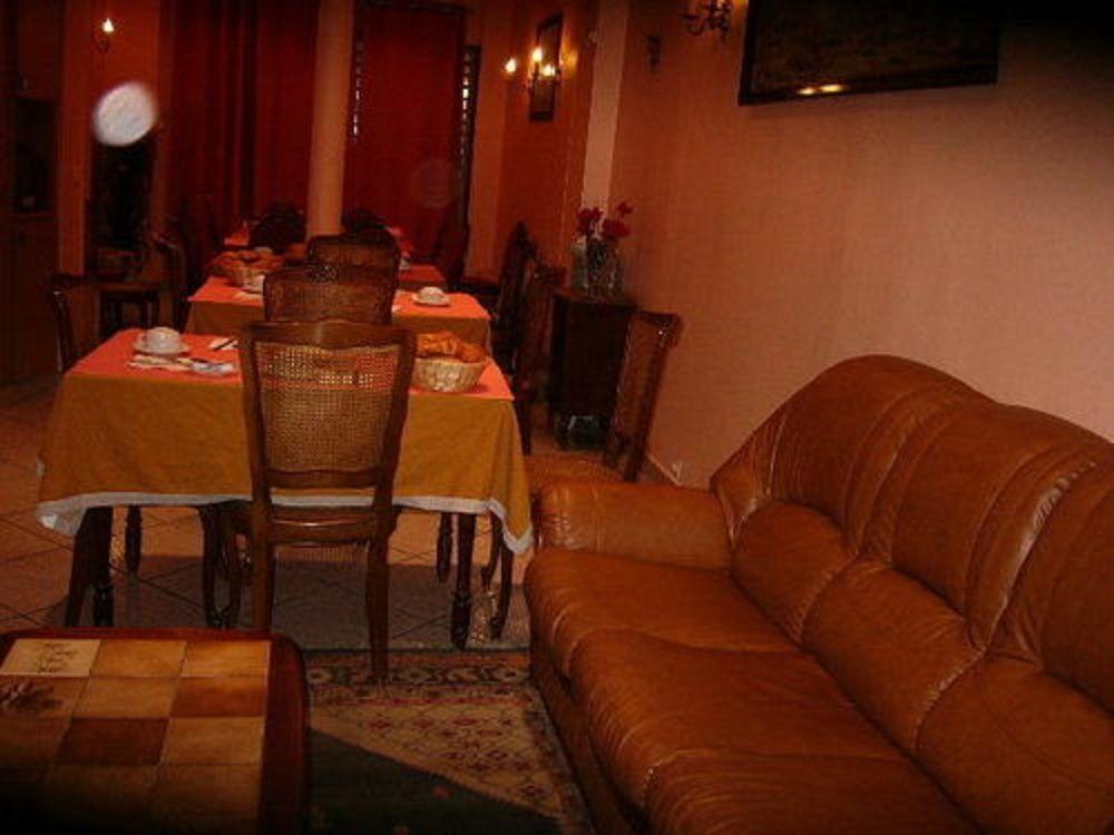 Hipotel Paris Voltaire Bastille Екстериор снимка