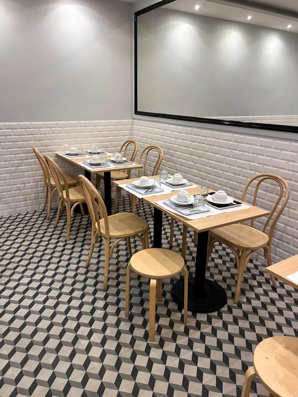 Hipotel Paris Voltaire Bastille Екстериор снимка